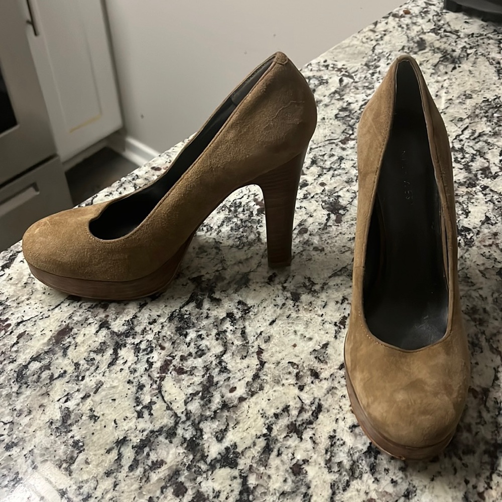 Tan Nine West Pumps